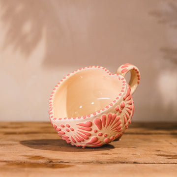 Abrazo Pastel - Cream & Pink Heart Mug