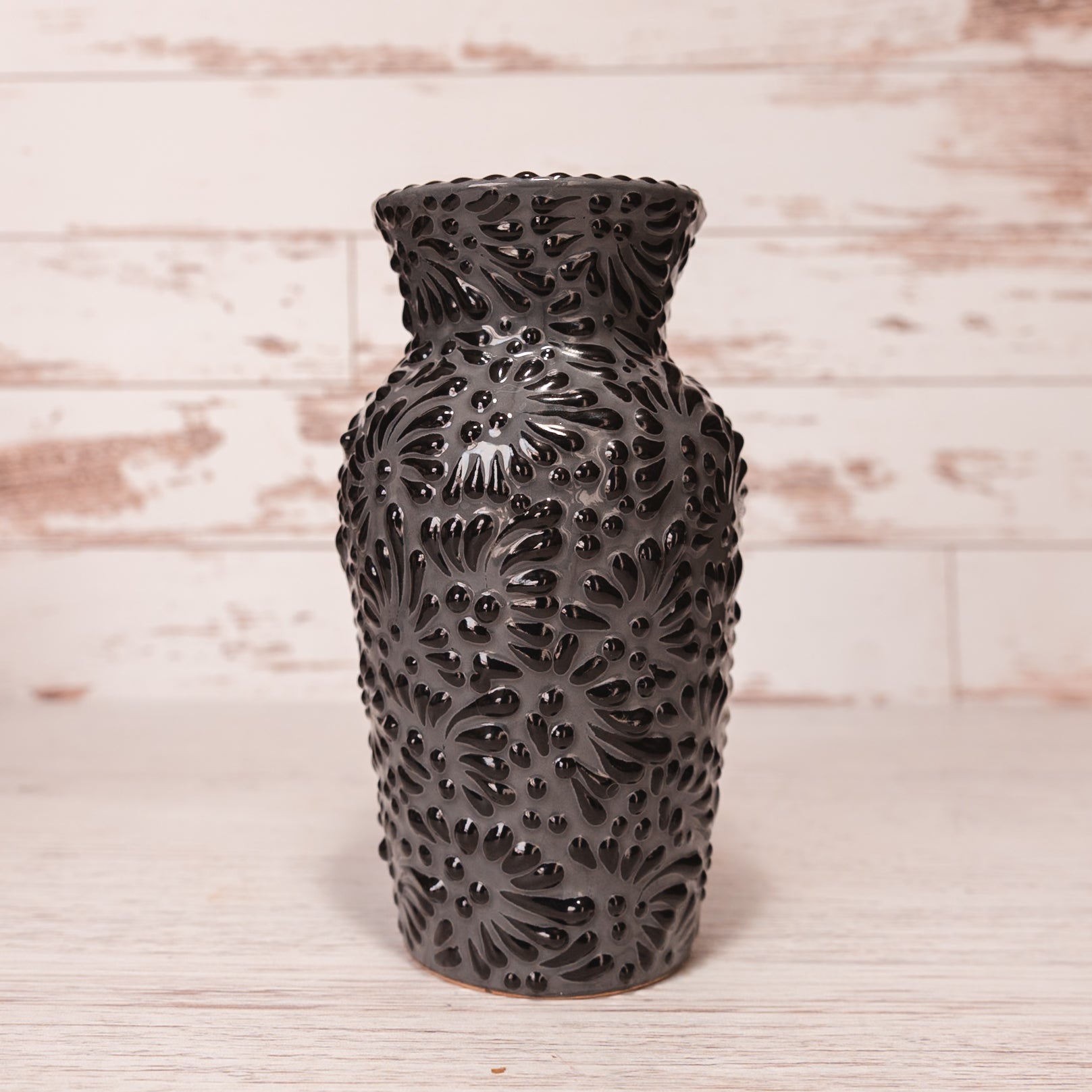 Midnight Elegance Vase - Florero